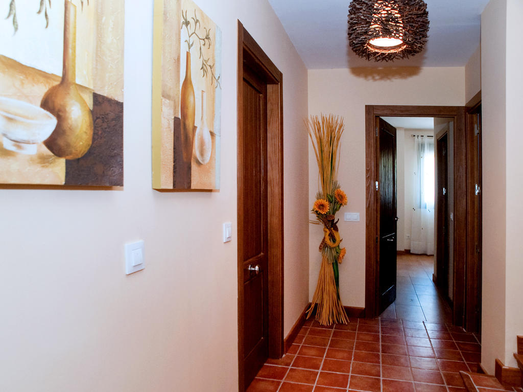 Apartamentos Rurales La Vera خارانديا دي لا فيرا الغرفة الصورة