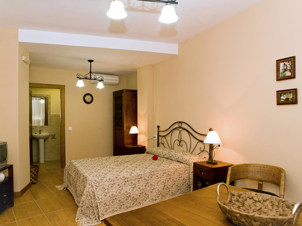 Apartamentos Rurales La Vera خارانديا دي لا فيرا الغرفة الصورة